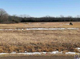 5404 SW Valencia Rd, Topeka, KS 66610