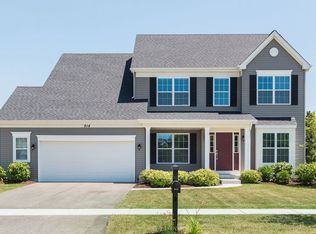 914 Bailey Rd, Sycamore, IL 60178