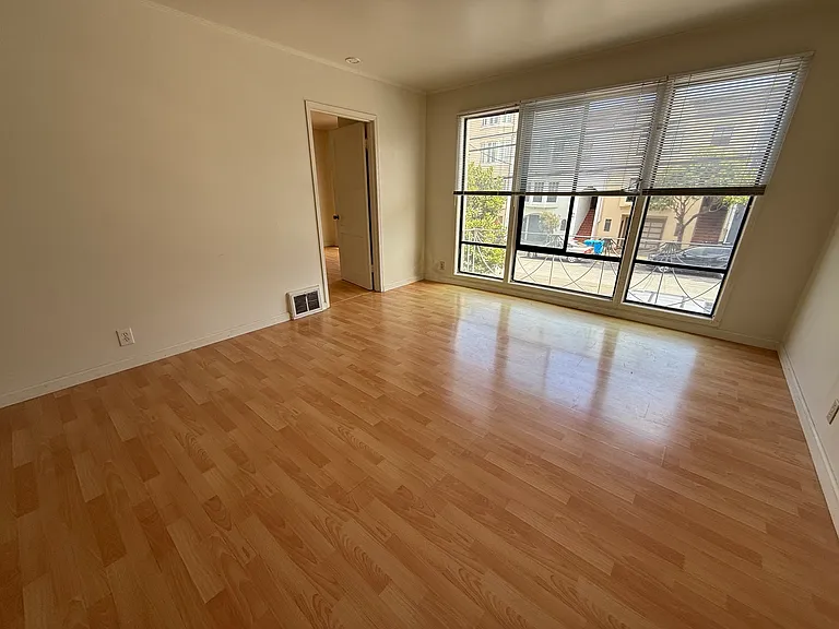 2422 Cabrillo St #2420 — Photo 2