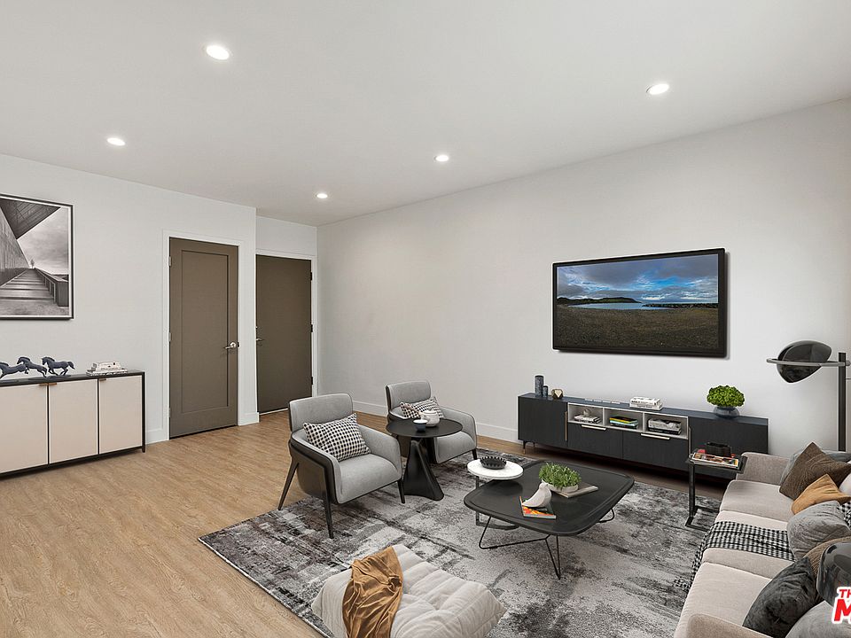 1st image of 3314 Mentone Ave #8