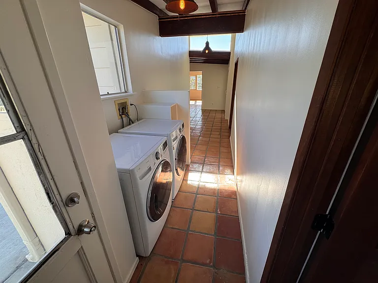 51039 Canyon Rd — Photo 10