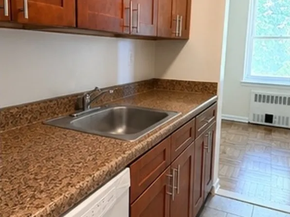(undisclosed Address), Bronxville, NY 10708