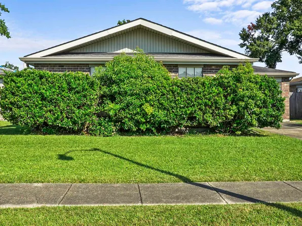 5069 Dueling Oaks Ave, Marrero, LA 70072