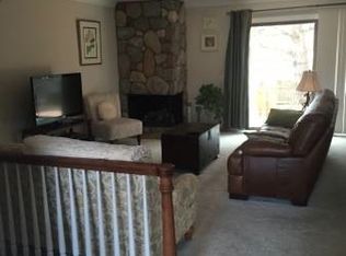 390 Willow Grove Ln #1, Rochester Hills, MI 48307