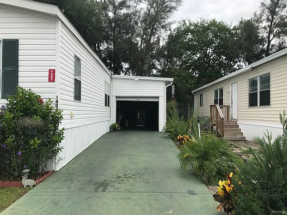 THREE CAR PARKING