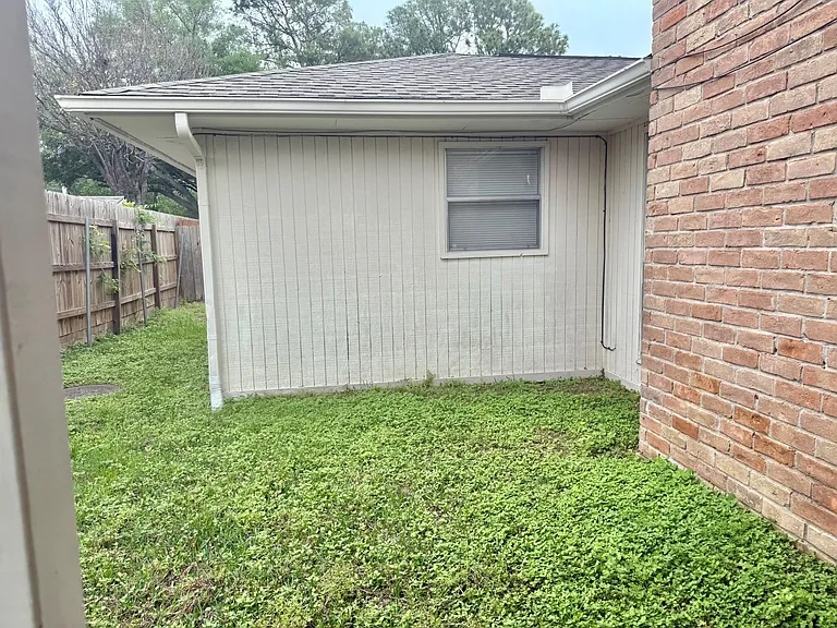 10422 Eagle Glen Dr — Photo 28