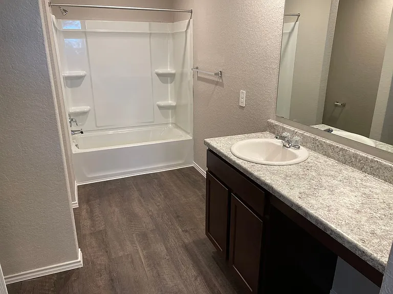 13121 Candace Way — Photo 8