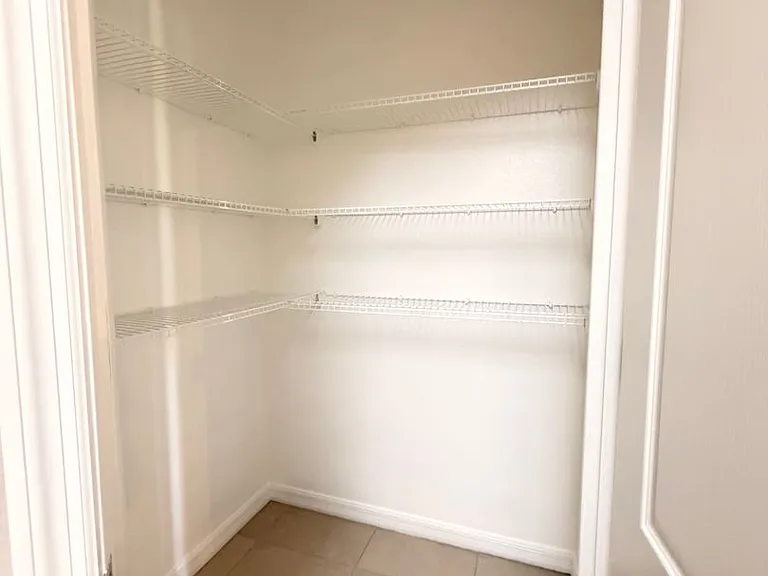 4117 Sophia Blvd — Photo 10