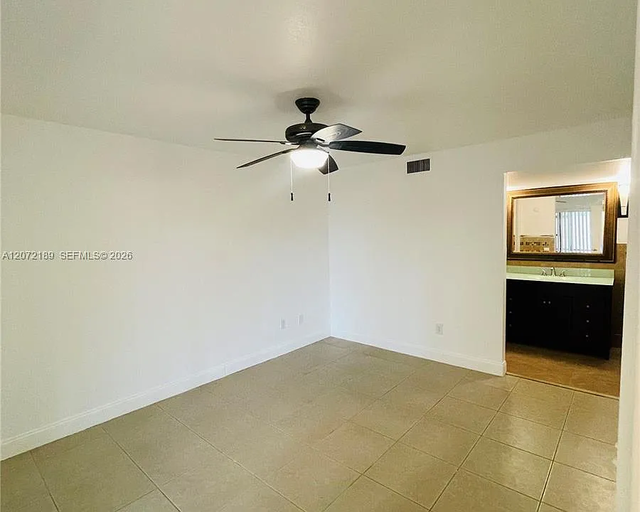 20005 NE 3rd Ct #5