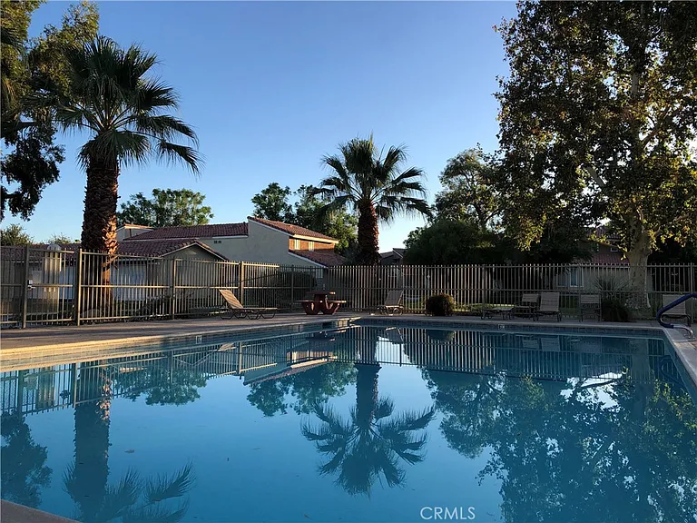 307 Tava Ln — Photo 9