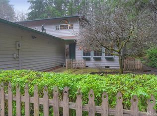 20235 Robin Ln NE, Suquamish, WA 98392