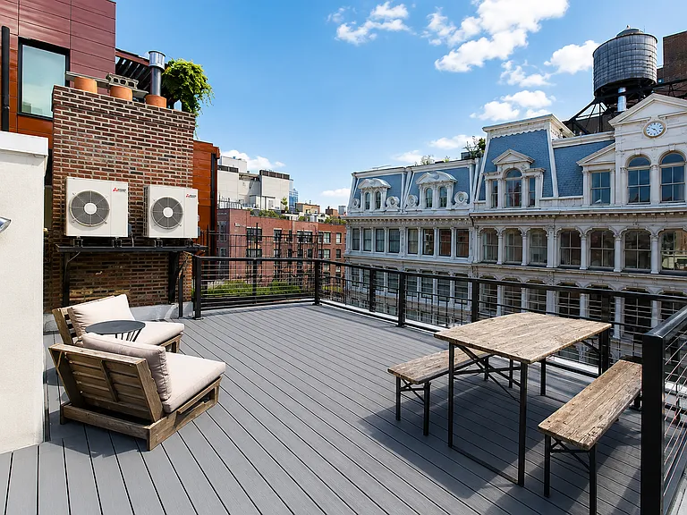 4 Bond St #PENTHOUSE — Photo 3