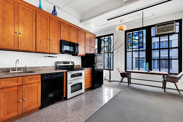 Rented by Compass | media 9