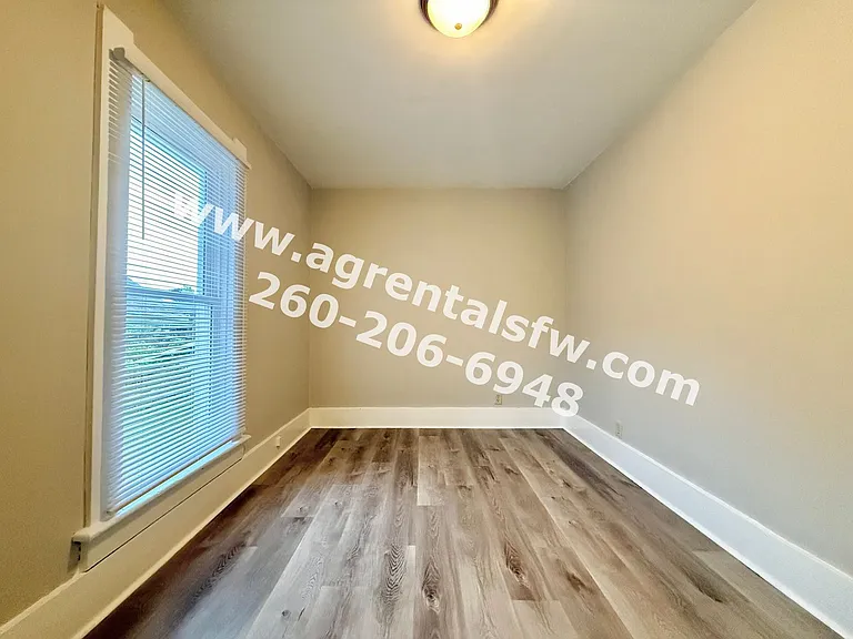 912 Savilla Ave — Photo 9