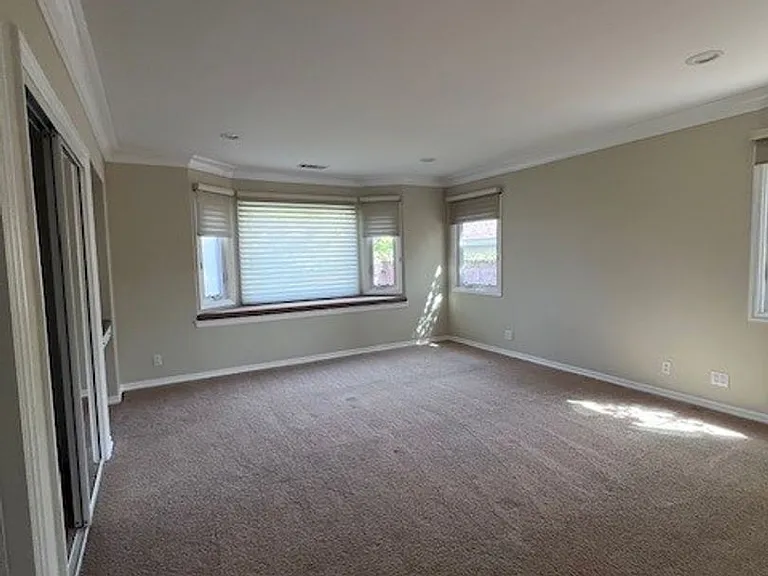 23520 Susana Ave — Photo 13