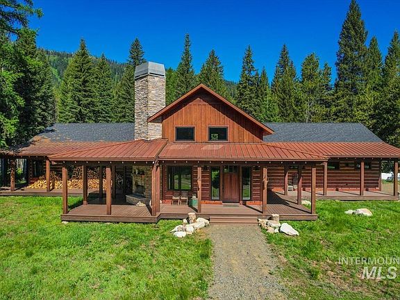 2nd image of 2609 W Mountain Rd