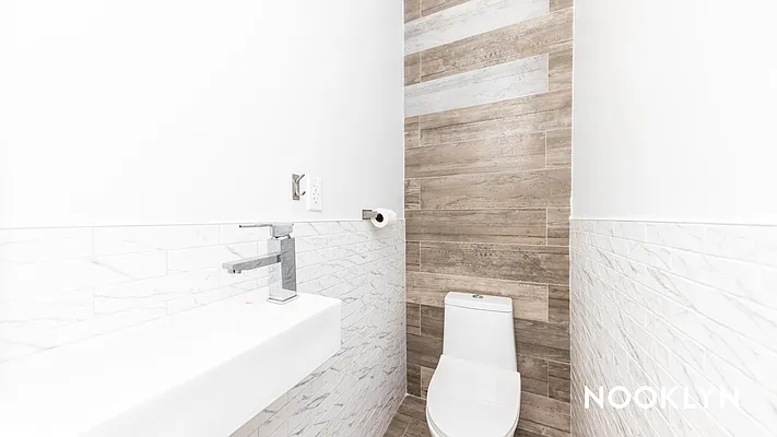 Rented by Nooklyn NYC LLC | media 18