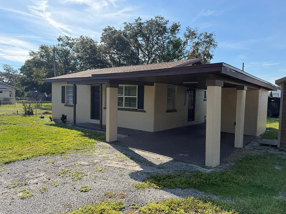 404 Armour Ave