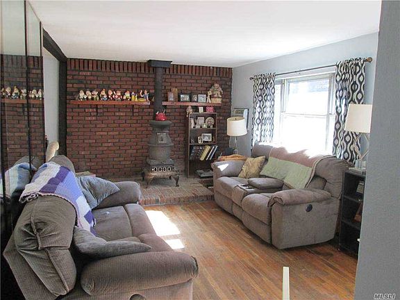 4th image of 37 Flintlock Dr
