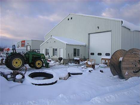 2nd image of 4001 W Machen Rd