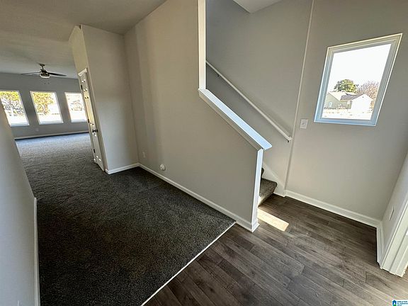 3rd image of 665 Savannah St