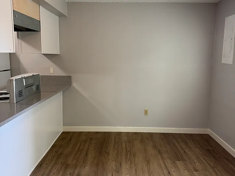 14610 SE 1st St #3 — Photo 6