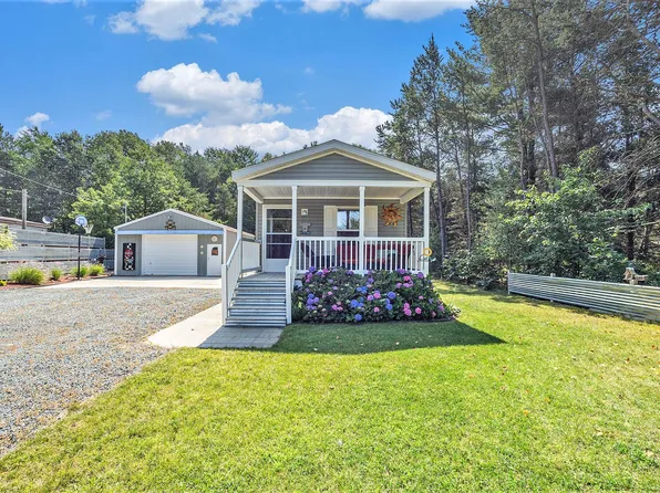 1878 N White Birch Dr, Mears, MI 49436
