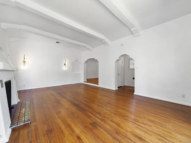 1412 Norton Ave — Photo 5