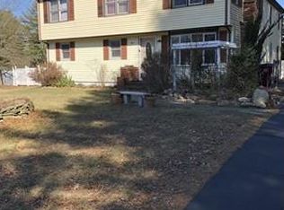 18 Highland St, Middleboro, MA 02346