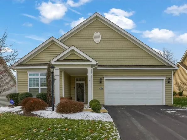 207 Hill Place Dr, Mc Donald, PA 15057