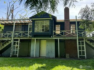 2367 Hughes Ave SW, Seattle, WA 98116