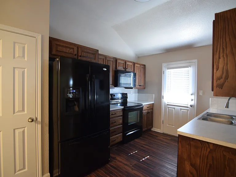 713 Olaf Dr, Temple — Photo 4