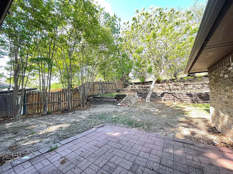 2917 Elsinor Dr — Photo 23