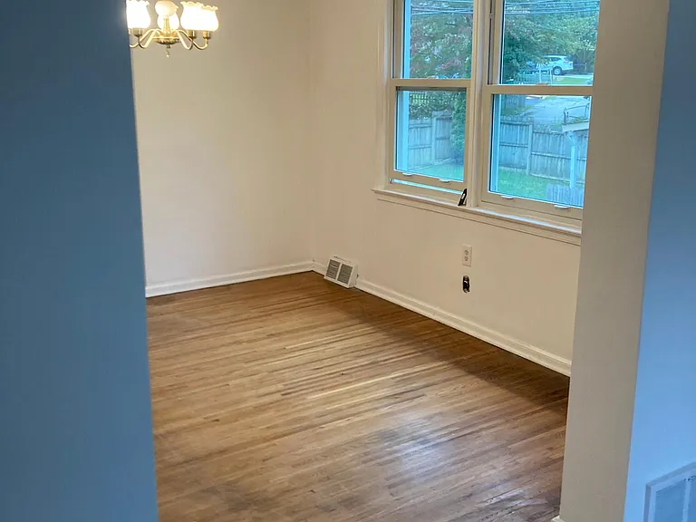 515 Fountain St — Photo 12