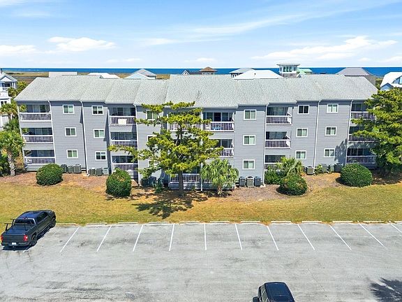 3rd image of 400 Virginia Avenue #105d