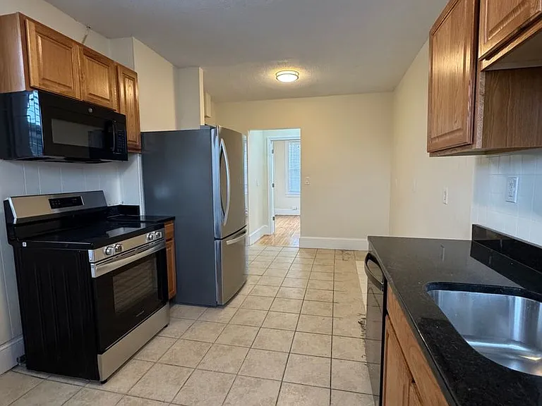 34 Wadsworth St #30 — Photo 15