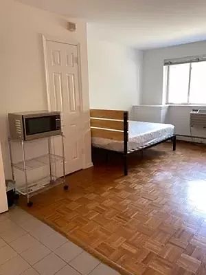 4th image of 3115 30th St APT 1