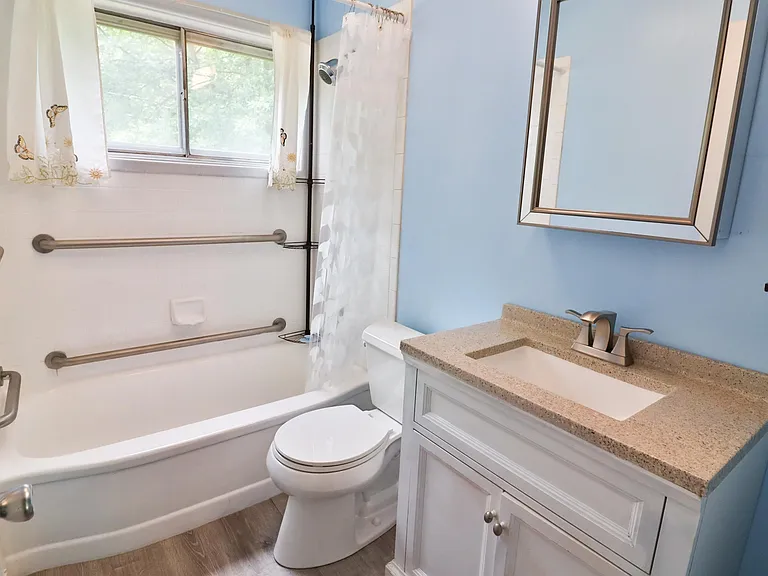 13002 Atlantic Ave — Photo 13