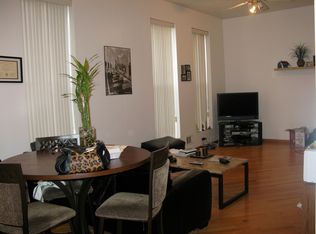 839 W Grand Ave #2F, Chicago, IL 60642