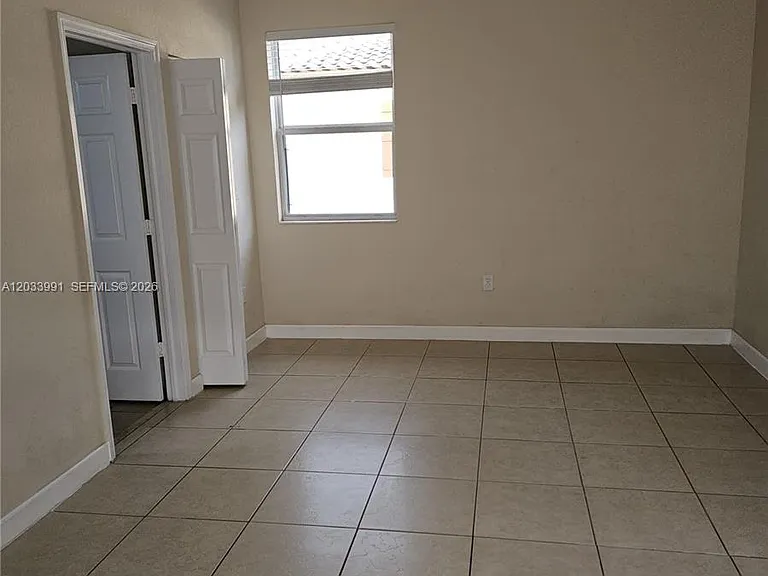 17066 SW 95th Ter — Photo 15