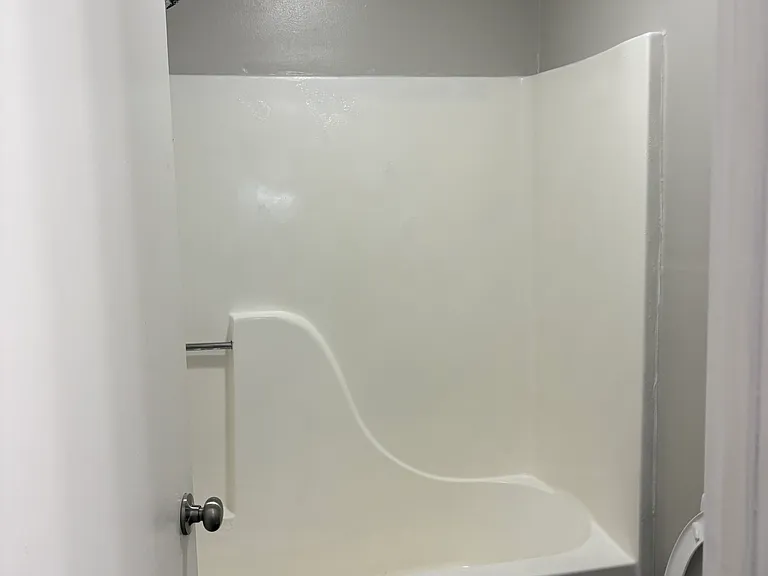 162 E Race St #31 — Photo 8