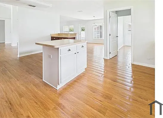 9875 SW 55th Ct — Photo 6