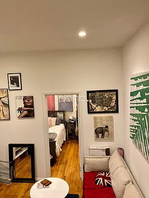 Rented by Point NYC | media 24