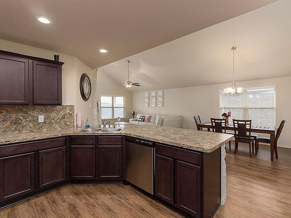 5th image of 15418 Bonita Grulla Way