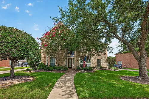 1715 Lake Quitman Dr Photo 1