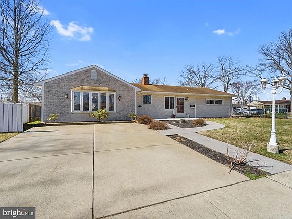 5th image of 77 Gaping Rock Rd