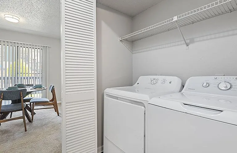 Infinity on The Mark Apartments — Photo 14