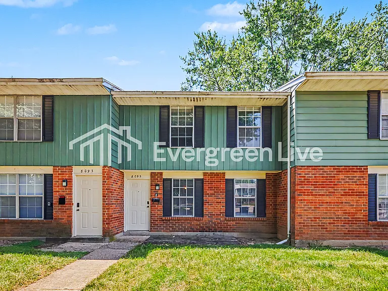 8095 Mount Aetna St — Photo 1