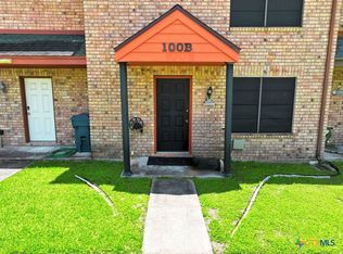 100 Seascape Dr APT B, Port Lavaca, TX 77979