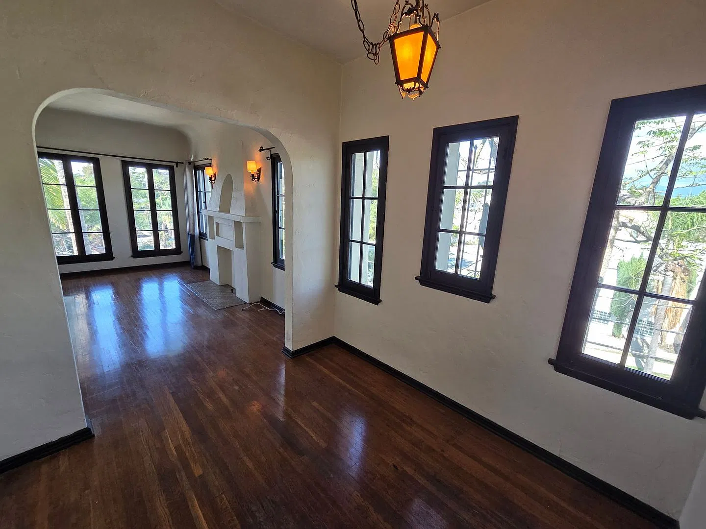 2916 Marathon St. — Photo 3